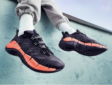 Celebrity Daughter Opens Up About Having Her Eye Color 3